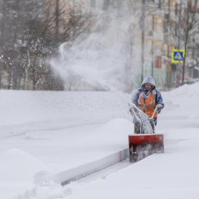 Winterdienst richtig planen – Pflichten, Kosten und rechtliche Grundlagen